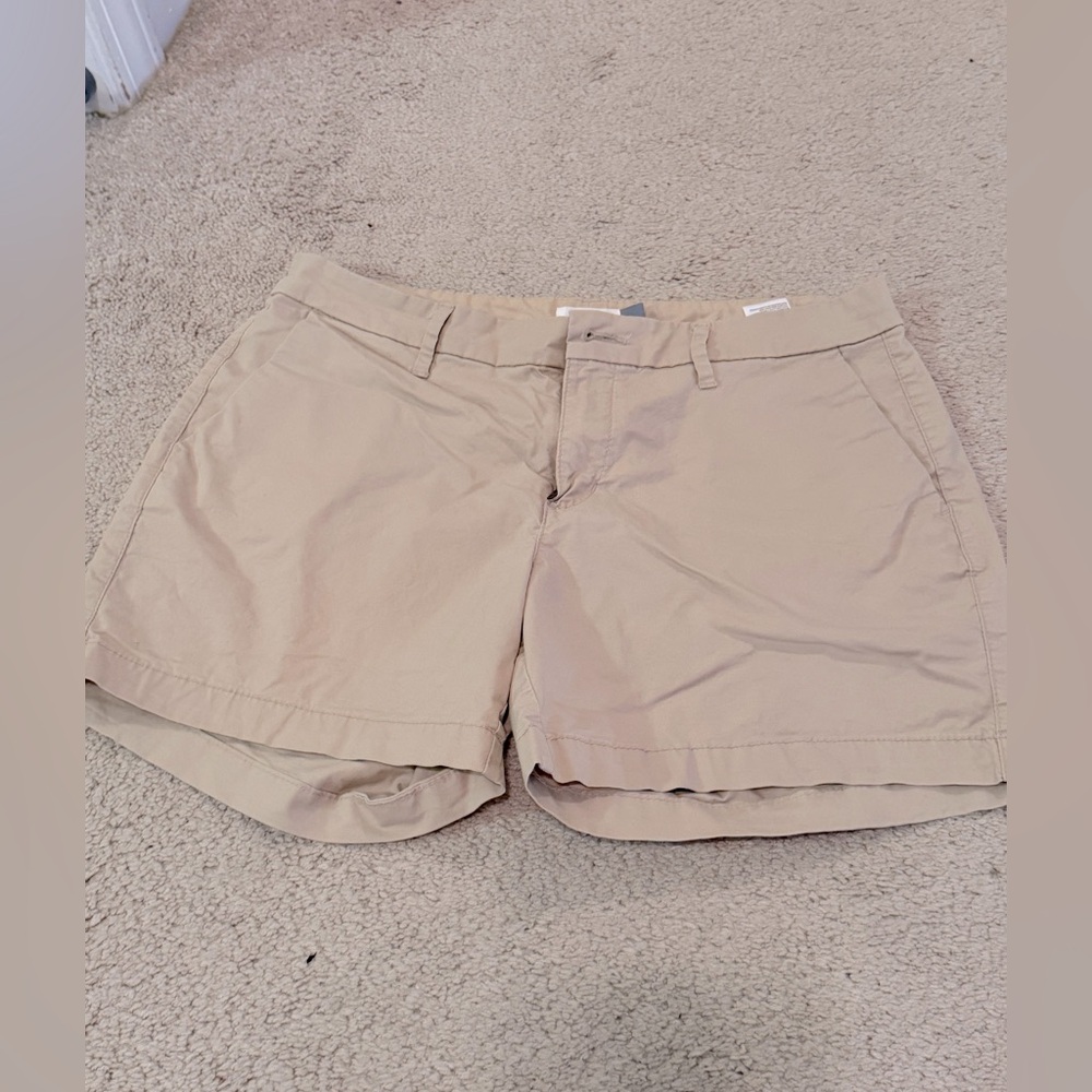 Women’s light Tan Shorts